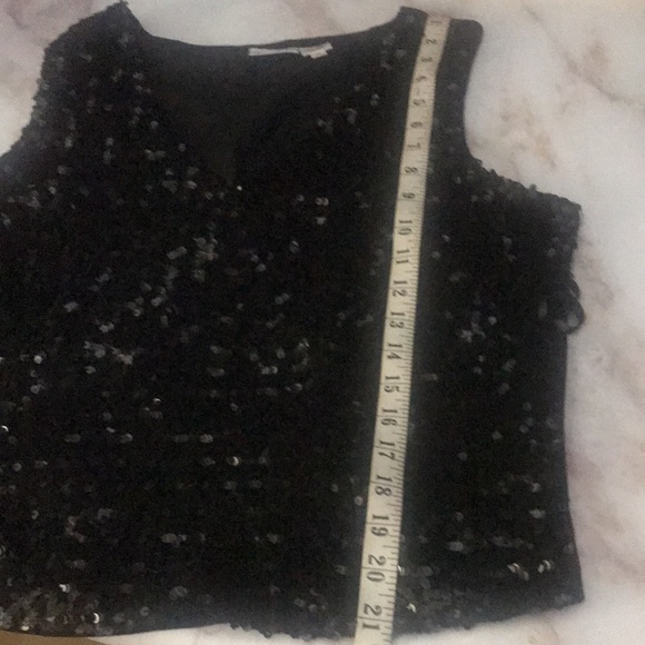 Sequin sleeveless top. Size 16 - Picture 10 of 10